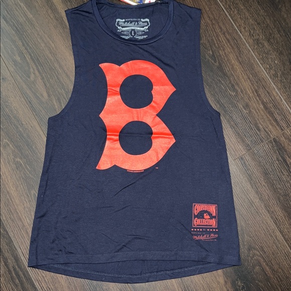 Mitchell & Ness Tops - Mitchell & Ness Women’s Boston Red Sox Navy Tank Top, Size: Large